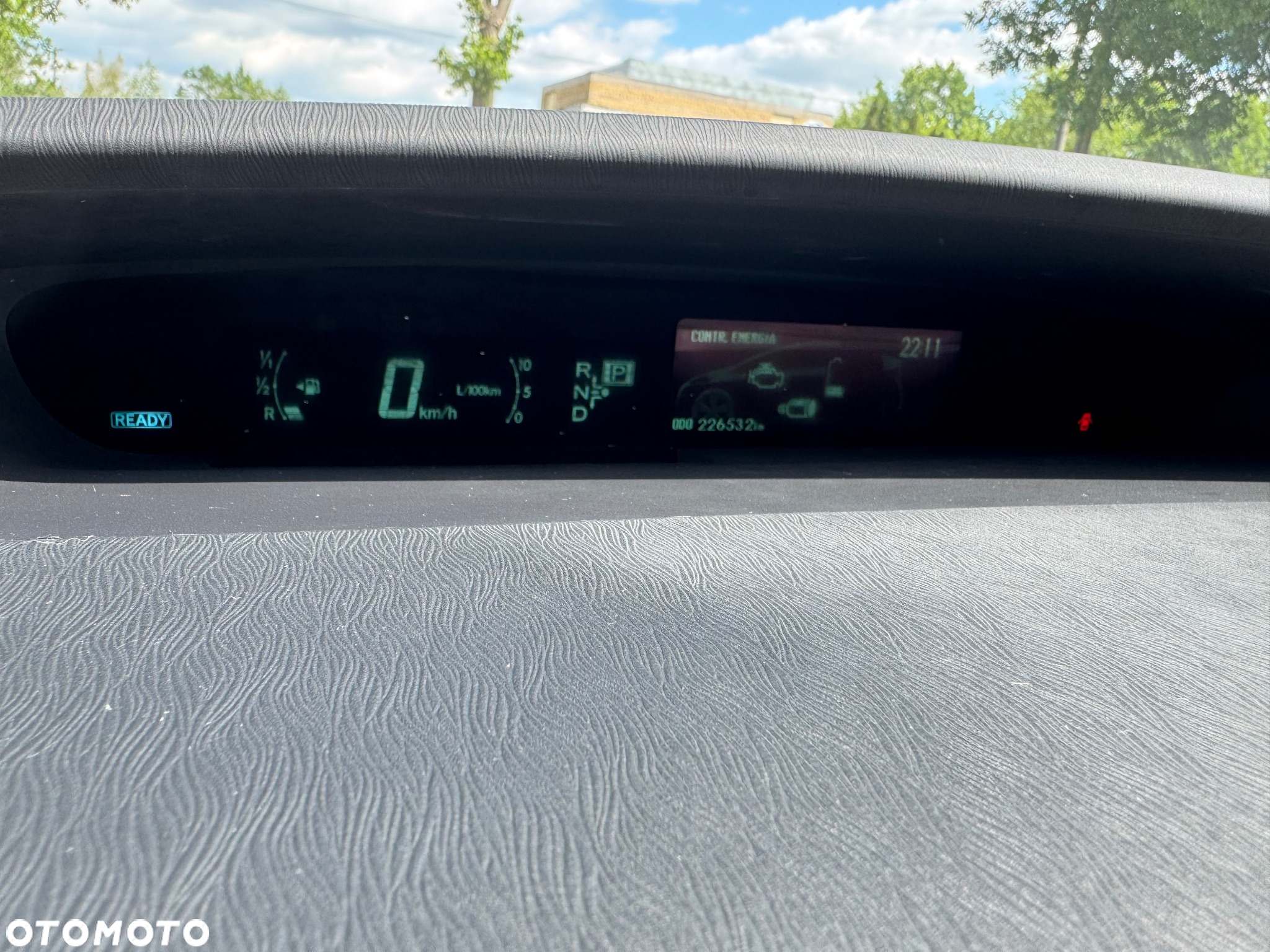 Toyota Prius (Hybrid) Comfort - 7