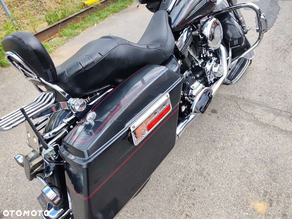 Harley-Davidson Touring Electra Glide - 28