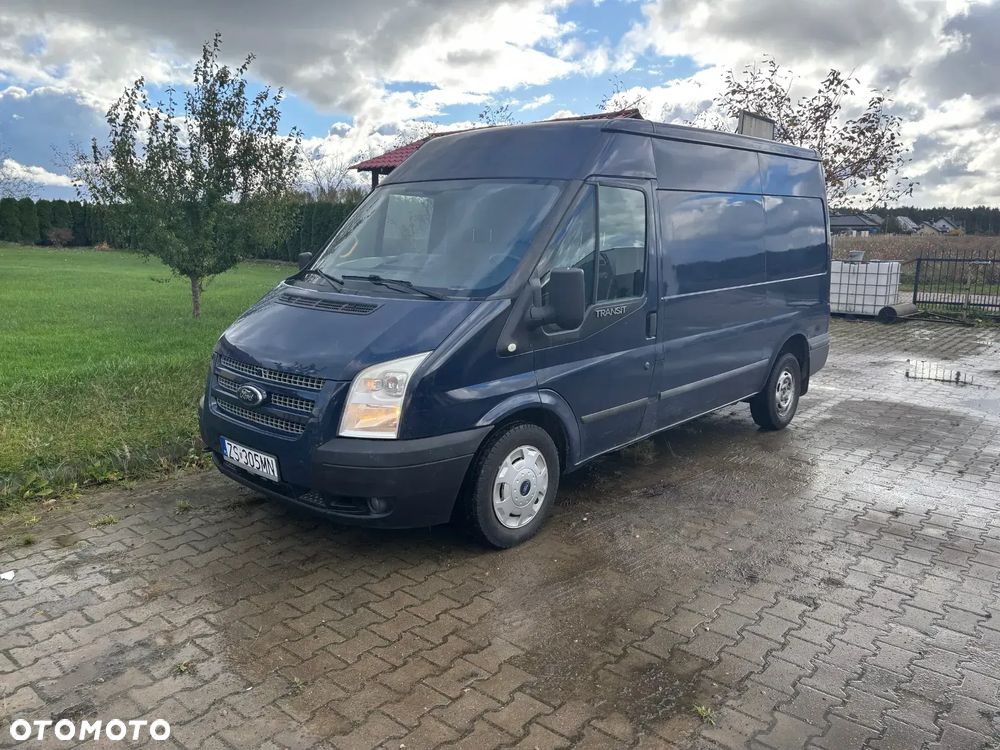 Ford Transit - 1