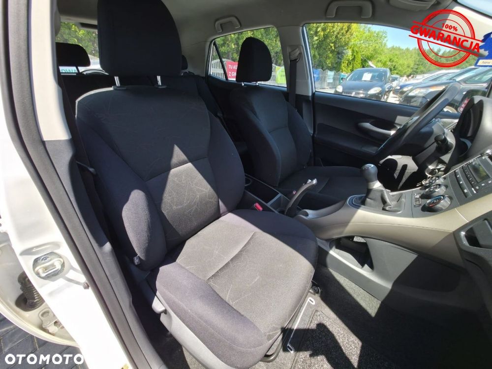 Toyota Auris 1.4 D-4D Premium - 24