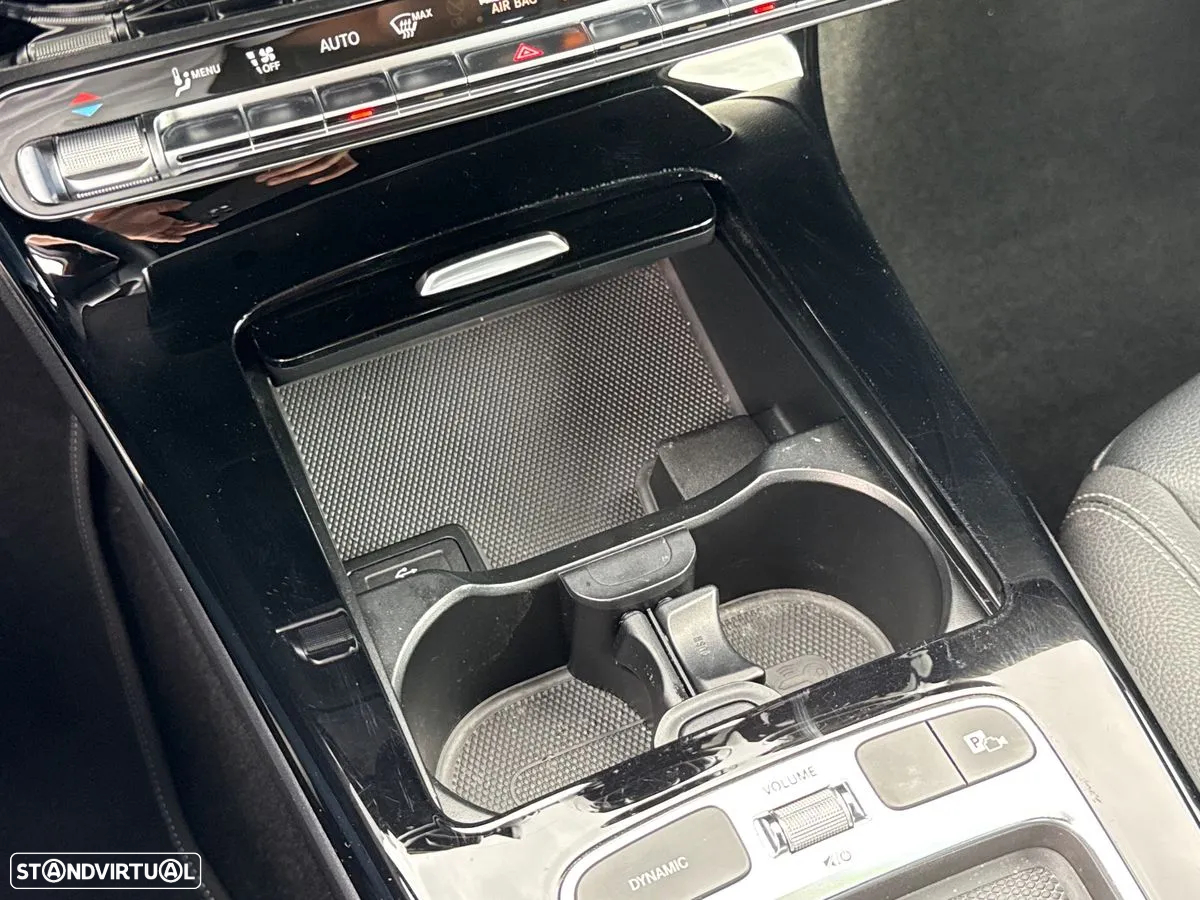 Mercedes-Benz A 200 Standard - 21