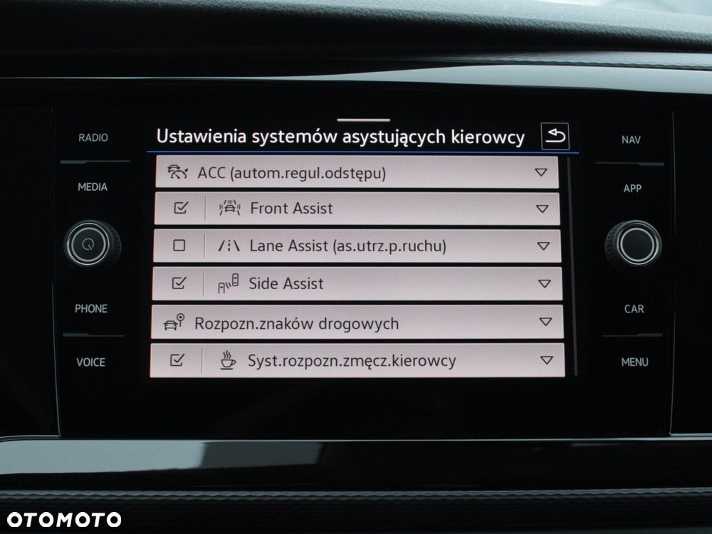 Volkswagen Caravelle - 32