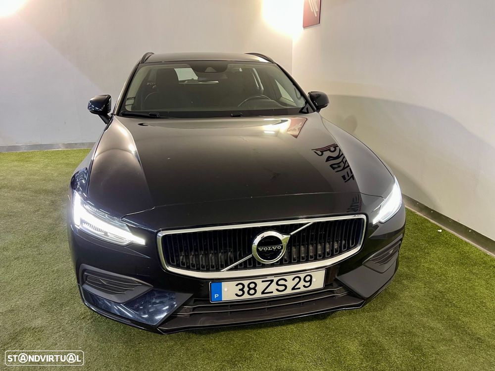 Volvo V60 2.0 D3 Momentum Geartronic - 4