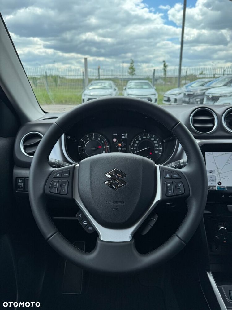 Suzuki Vitara - 12