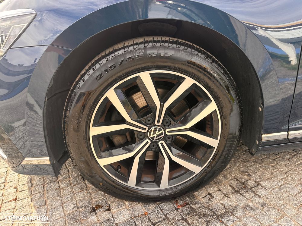 VW Passat Variant - 14