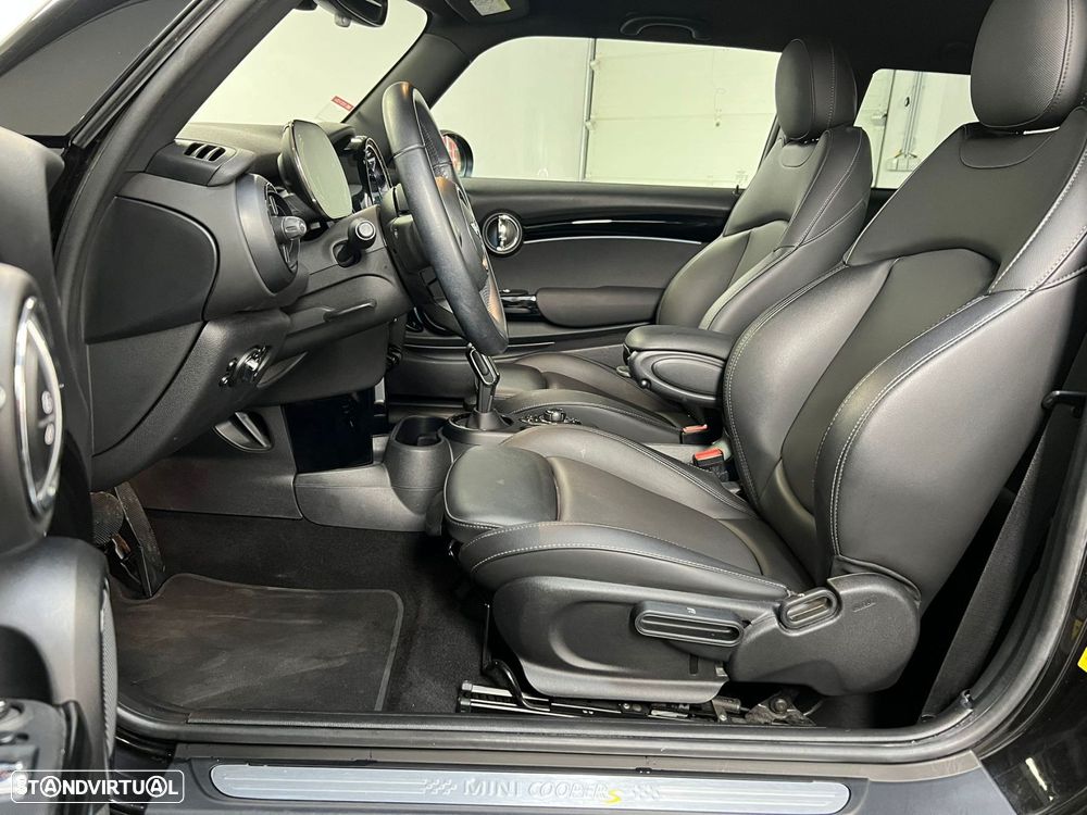 MINI 3 Portas Cooper SE - 6