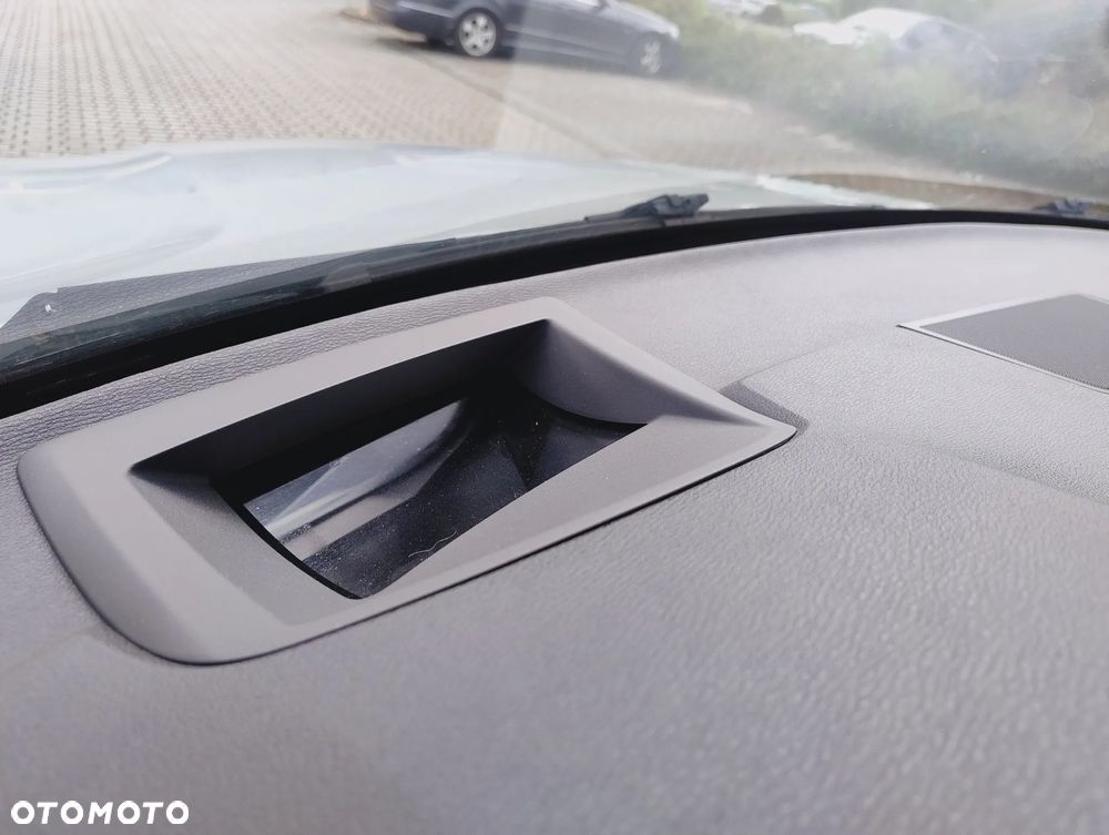 BMW X5 4.8i xDrive - 15