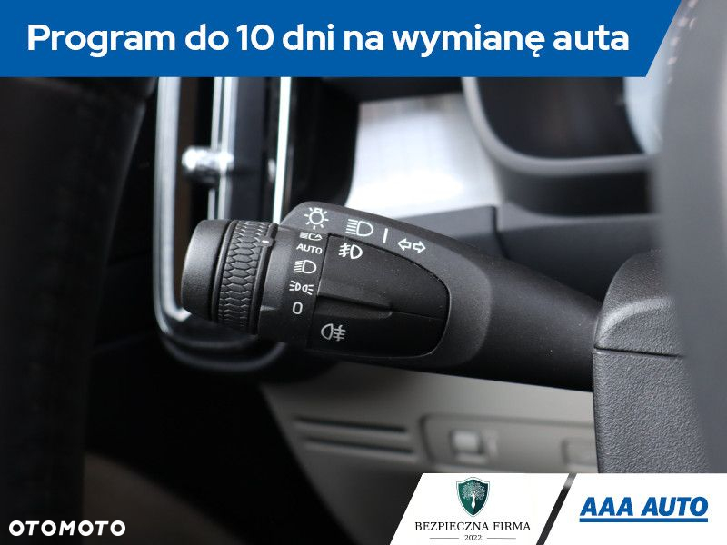 Volvo XC 40 - 19