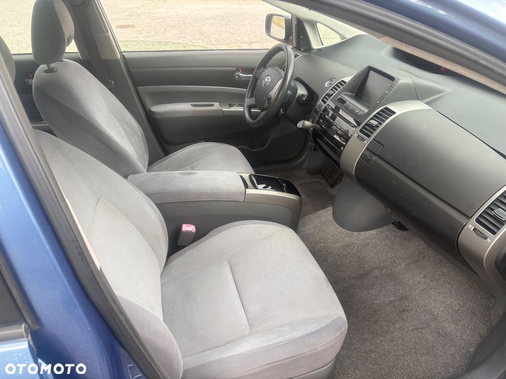 Toyota Prius 1.5 VVT-i Prestige - 10