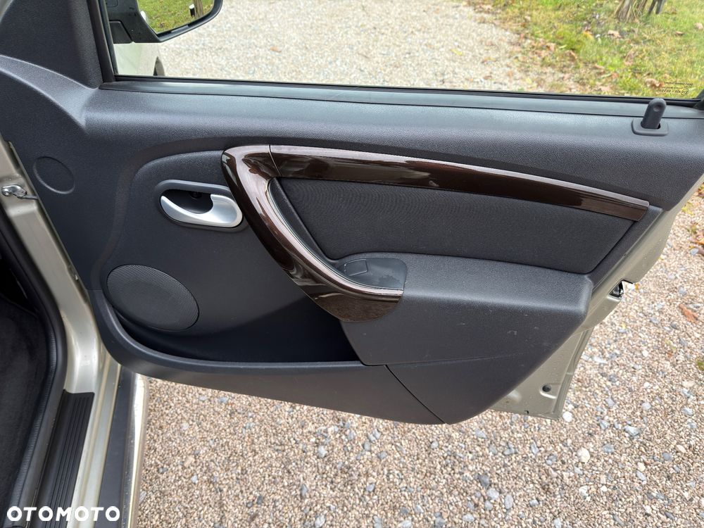 Dacia Duster 1.6 16V 4x2 - 25