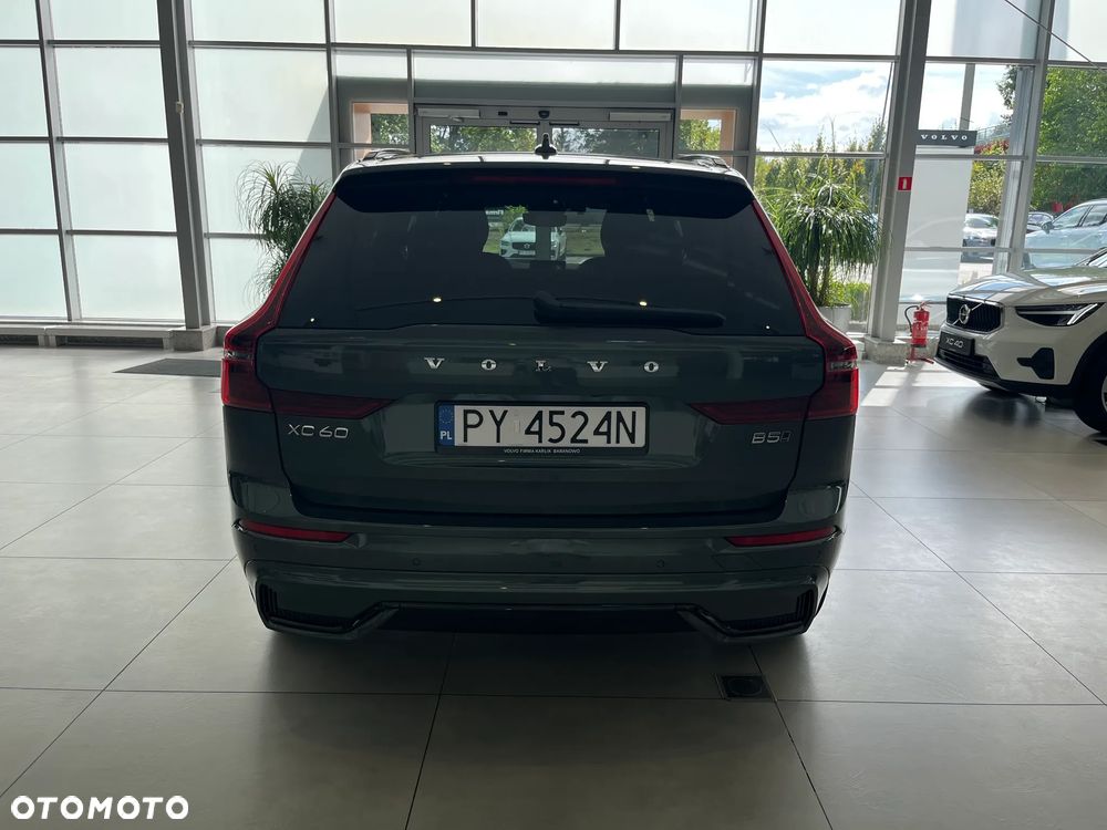 Volvo XC 60 B5 B AWD Plus Dark - 6