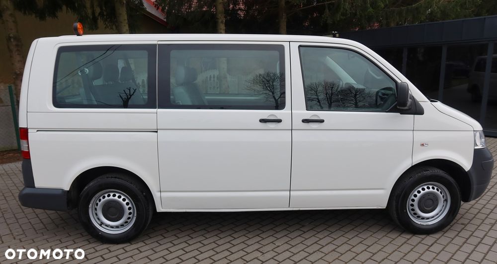 Volkswagen Transporter - 2