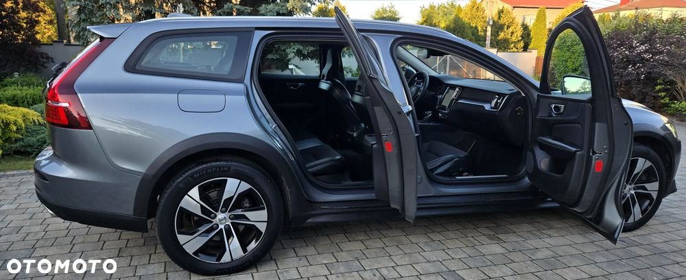 Volvo V60 Cross Country D4 AWD Geartronic Pro - 11
