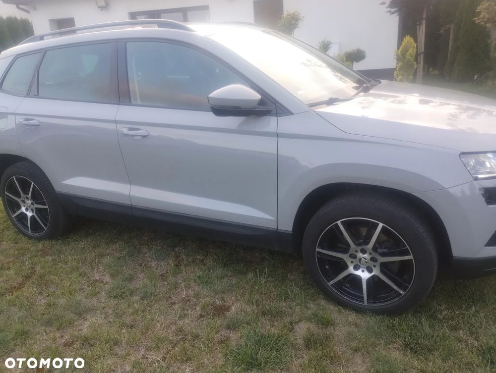 Skoda Karoq 2.0 TDI SCR 4x4 Ambition - 4