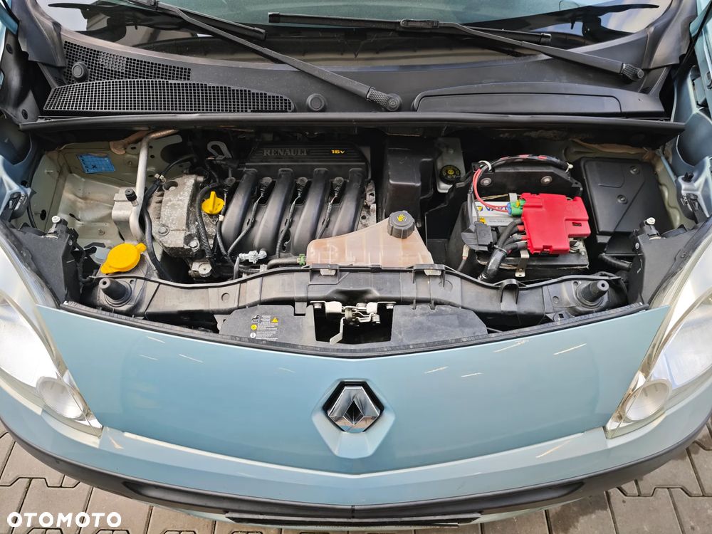 Renault Kangoo 1.6 16V 105 Happy Family - 23