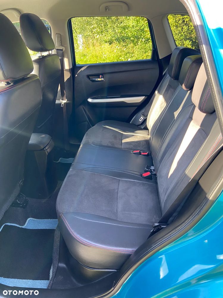 Suzuki Vitara 1.4 Boosterjet Premium 4WD - 26