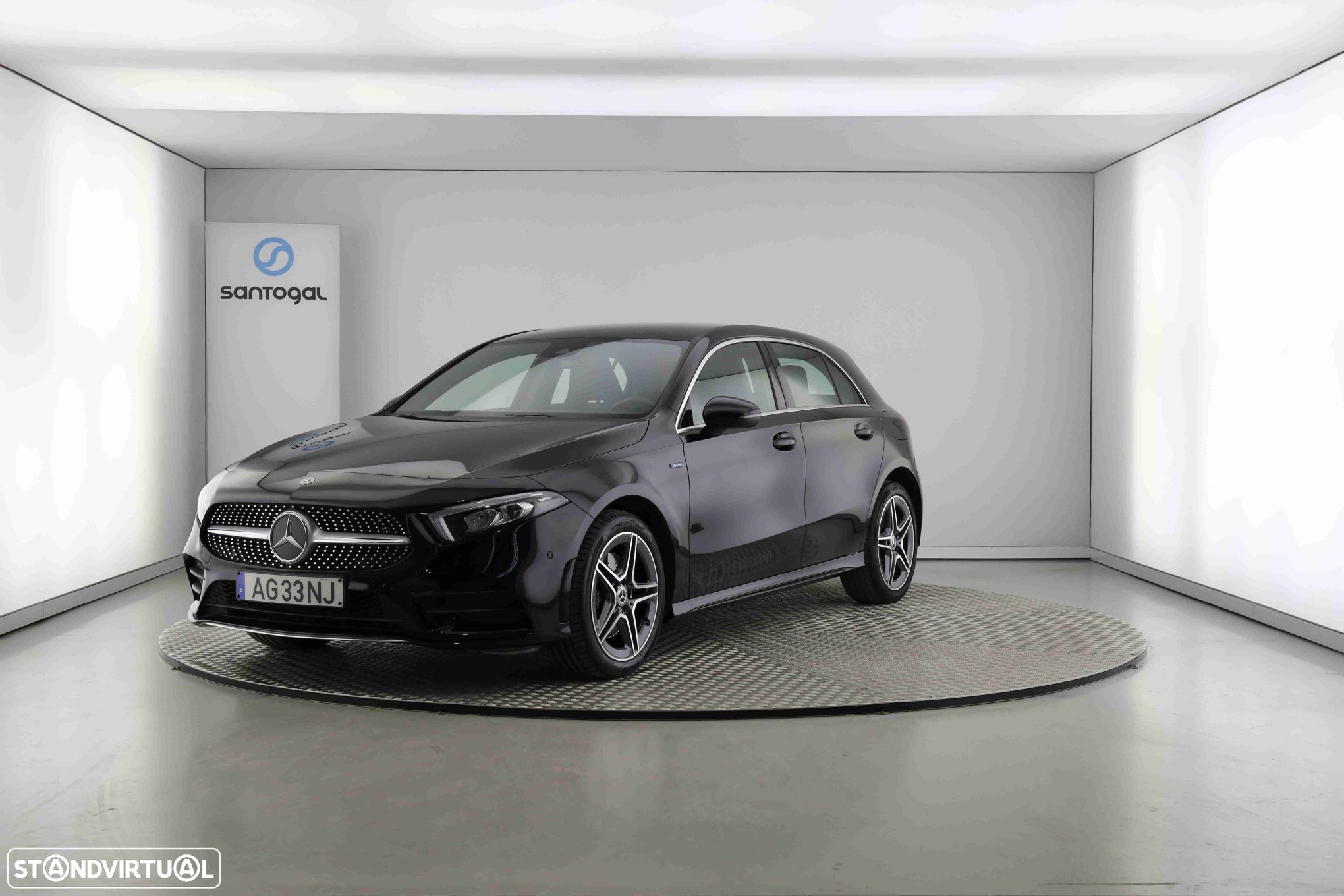 Mercedes-Benz A 250 e AMG Line - 1