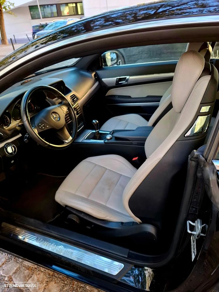 Mercedes-Benz E 250 - 7