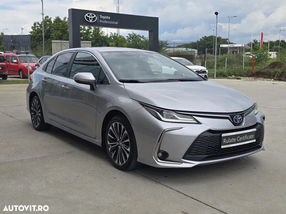Toyota Corolla - 4