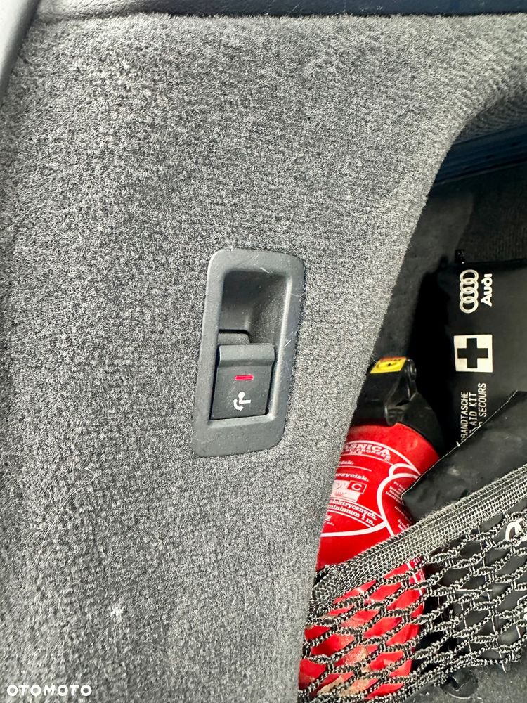 Audi A6 Avant 2.0 TDI Quattro S tronic - 11