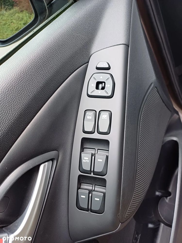 Hyundai ix35 2.0 CRDi 4WD Premium - 23