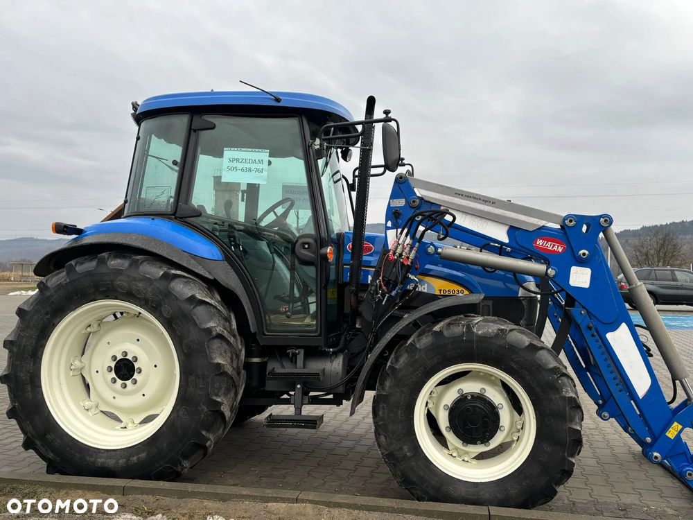 New Holland TD5030 - 5
