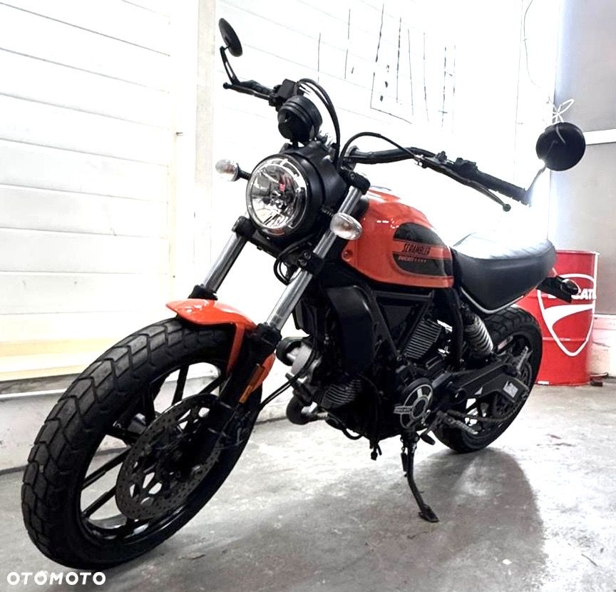 Ducati Scrambler - 9