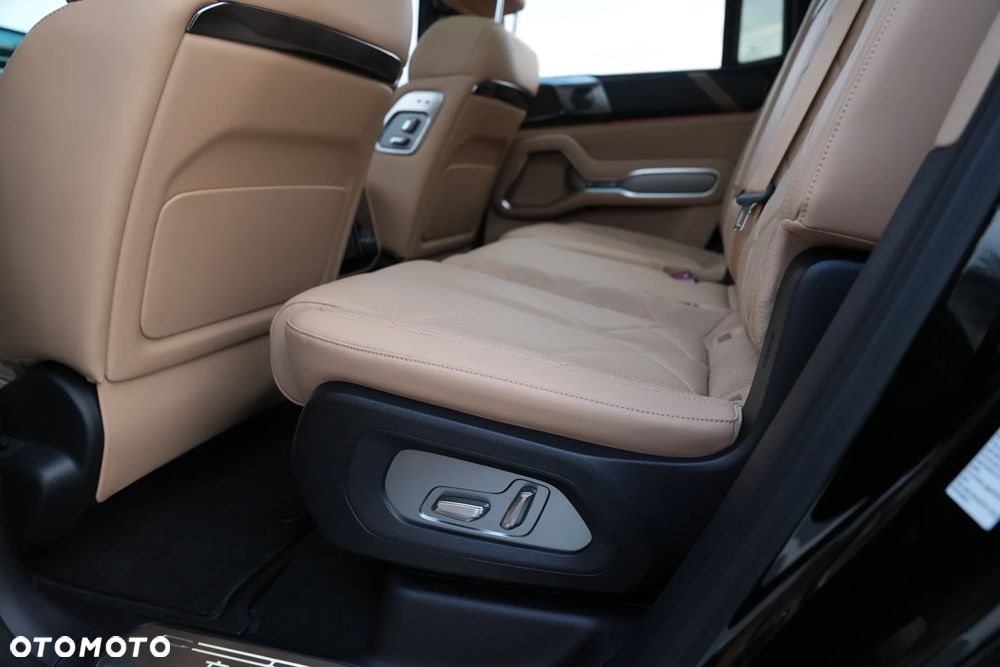 BYD Leopard 8 - 20
