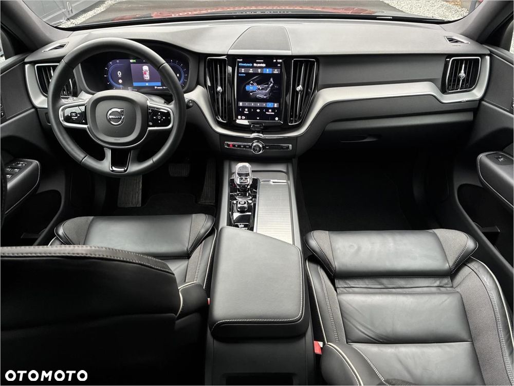 Volvo XC 60 B5 B AWD Core - 20