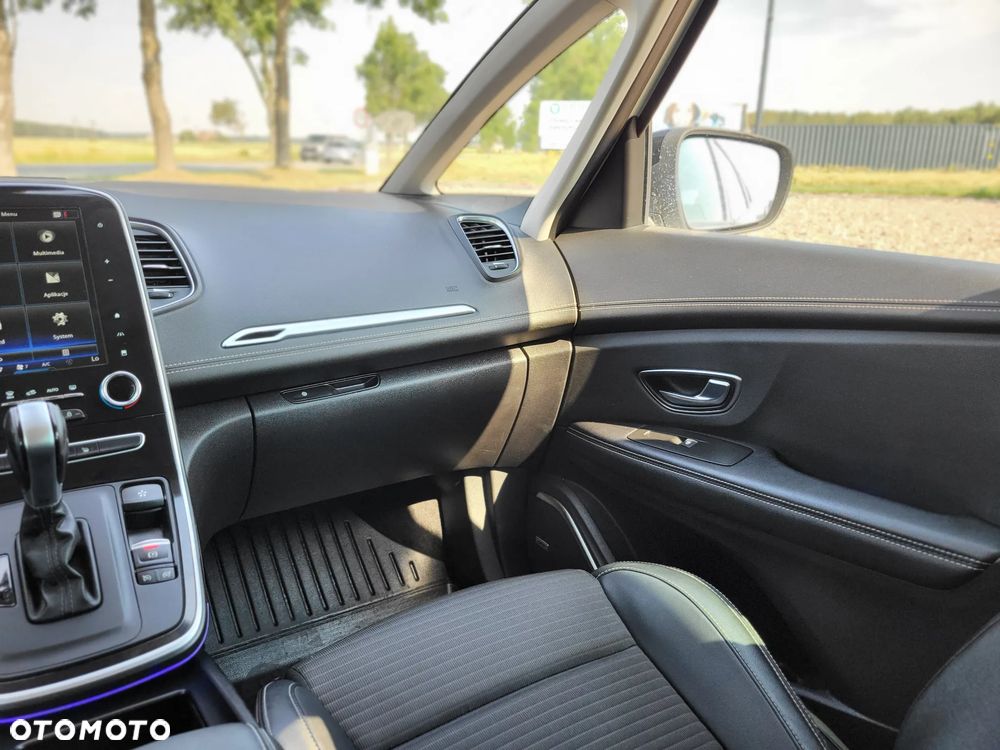 Renault Scenic - 11