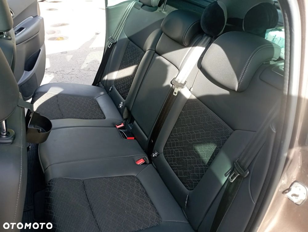 Peugeot 3008 1.2 PureTech Style - 13