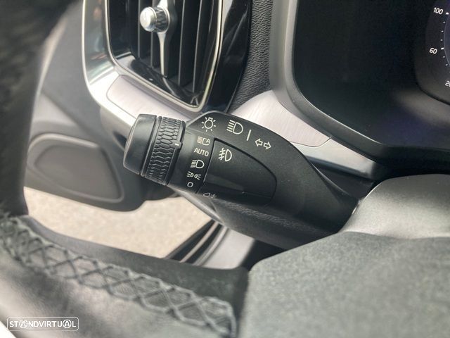 Volvo V60 B3 B DKG Core - 17