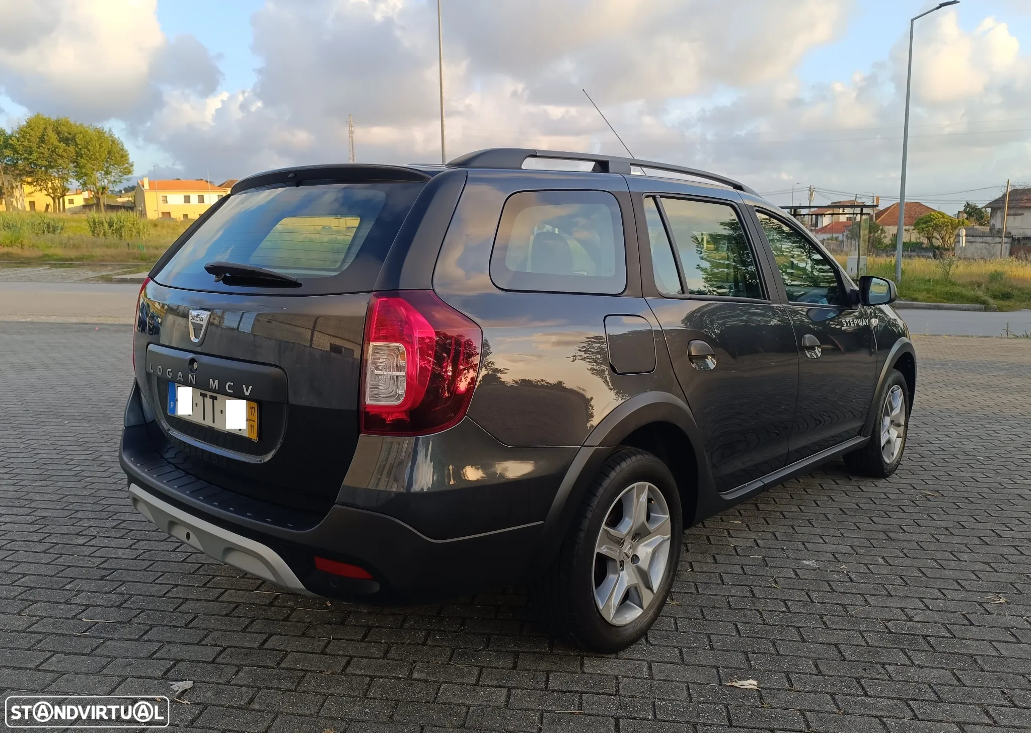 Dacia Logan MCV 0.9 TCe Stepway - 2