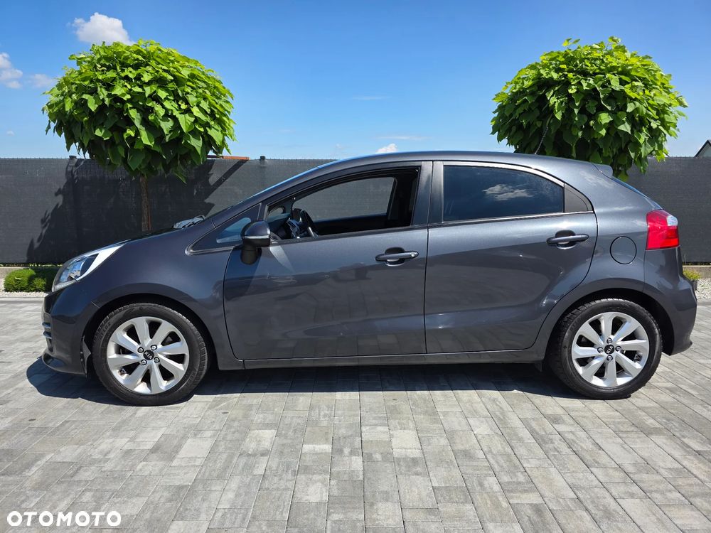 Kia Rio 1.2 Dream Team Edition - 2