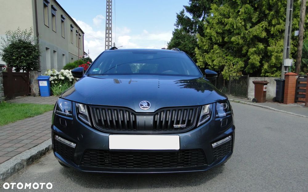 Skoda Octavia 2.0 TDI RS Challenge DSG - 1