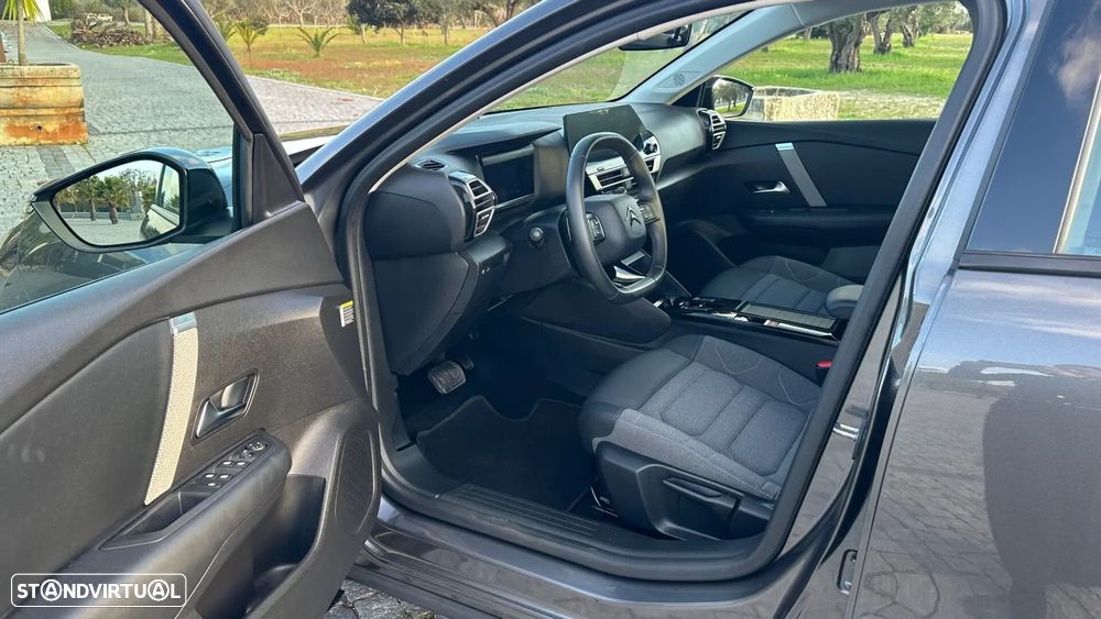 Citroën C4 X 1.2 PureTech Plus EAT8 - 15