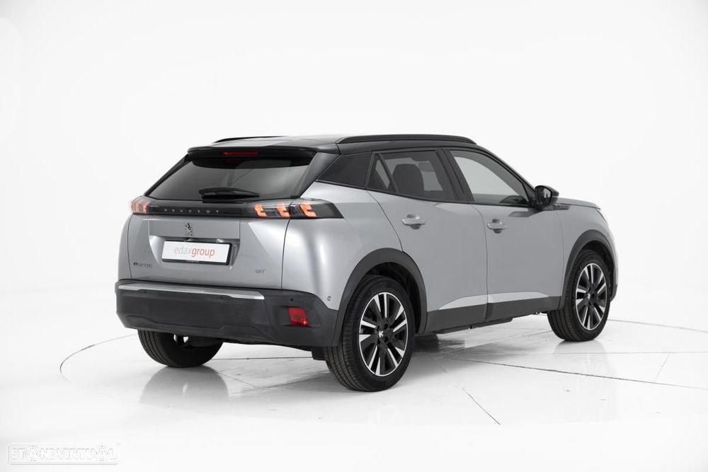 Peugeot e-2008 50 kWh GT Pack - 4