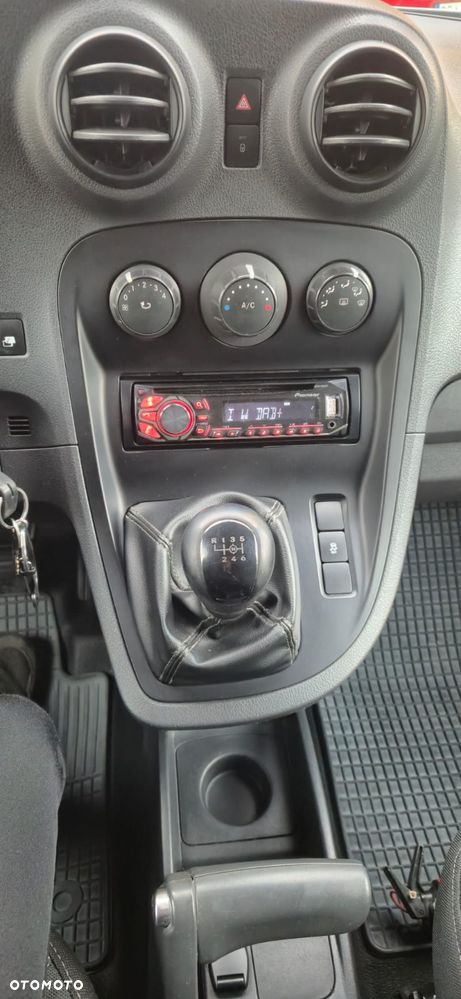 Mercedes-Benz Citan - 23