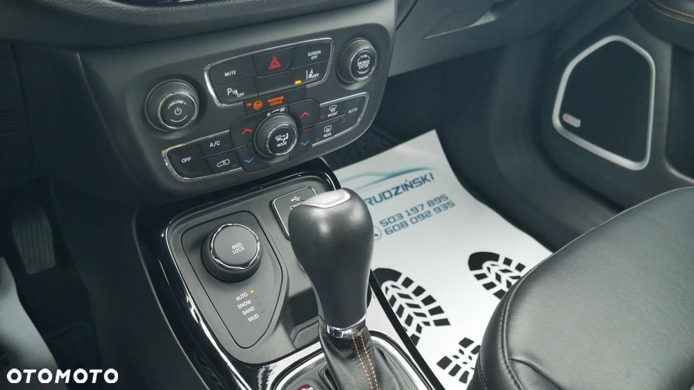 Jeep Compass - 15
