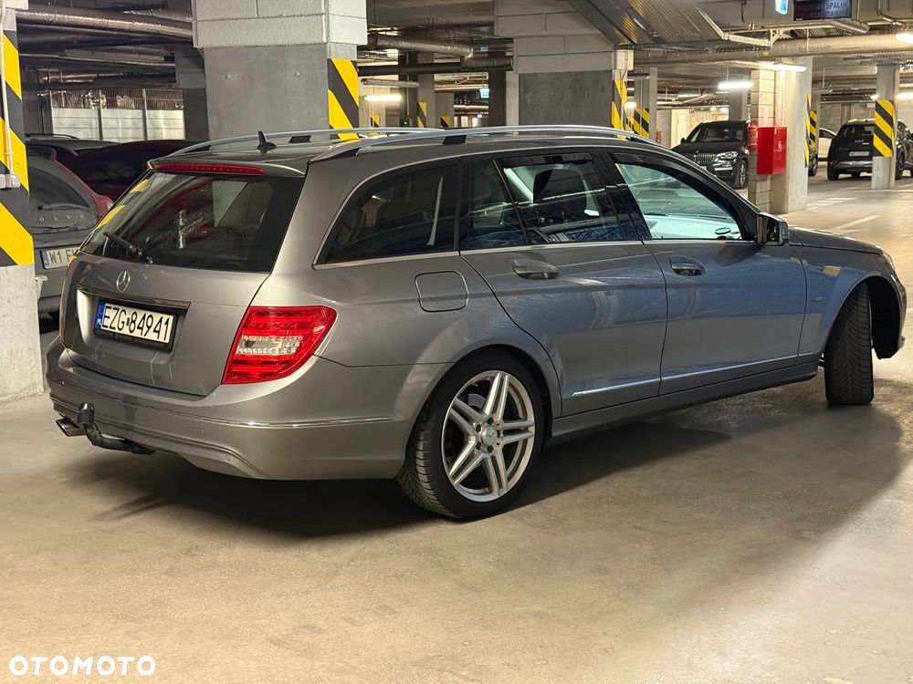 Mercedes-Benz Klasa C - 23