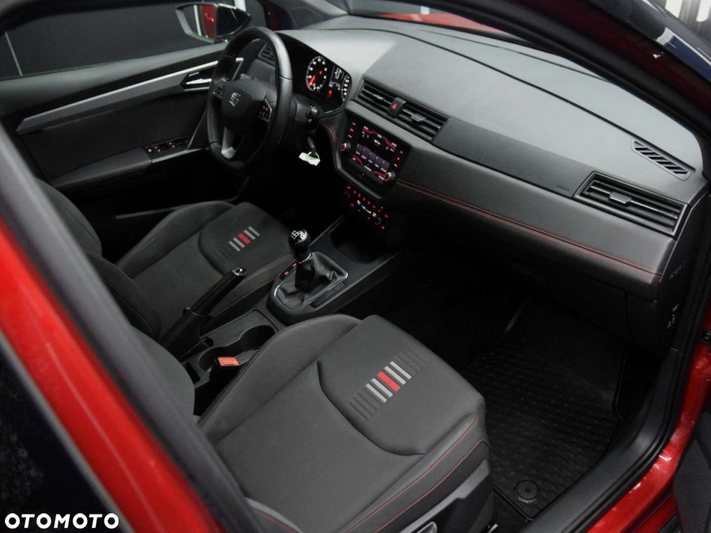 Seat Arona - 7