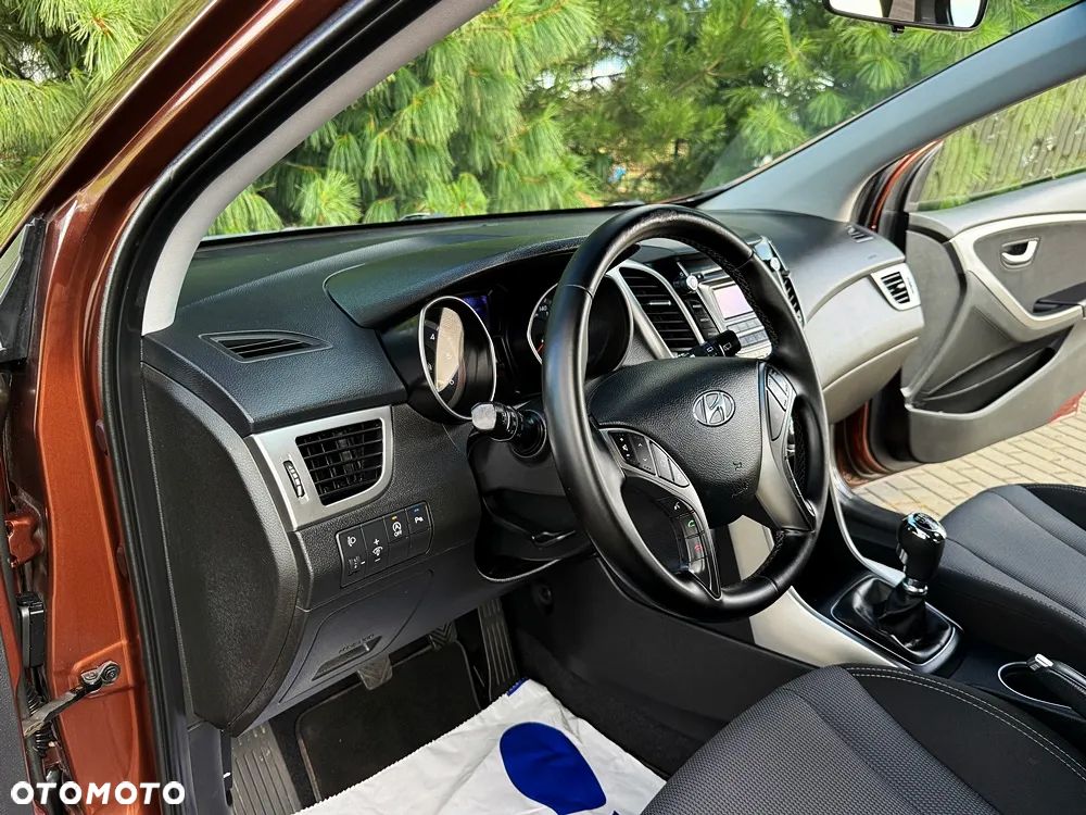 Hyundai i30 1.6 CRDi Comfort - 29