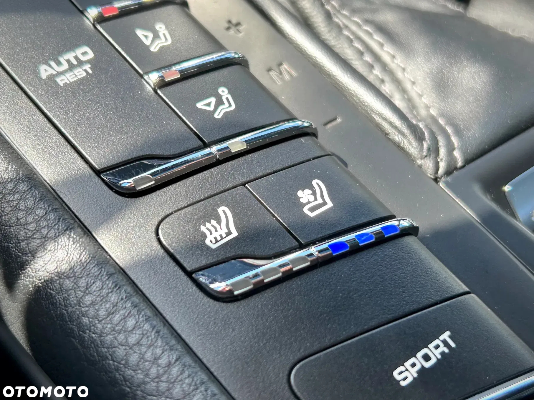 Porsche Macan GTS PDK - 27