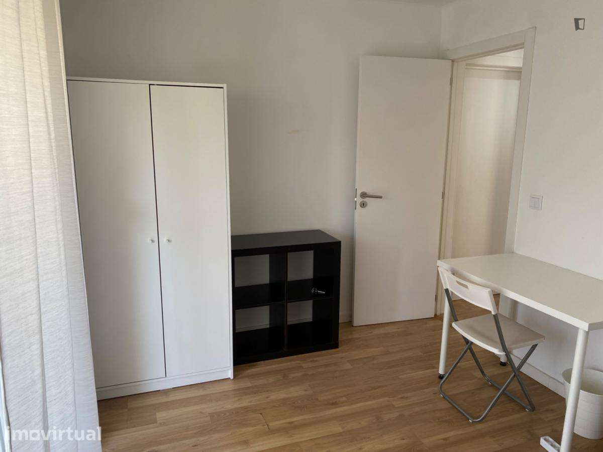 Quarto - localizado em Lisbon - Grande imagem: 4/7