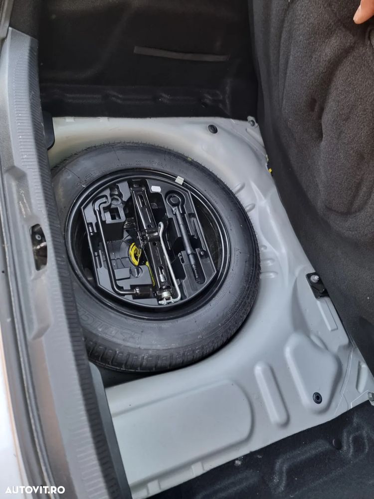 Peugeot 207 90 HDi FAP (Blue Lion) Premium - 16