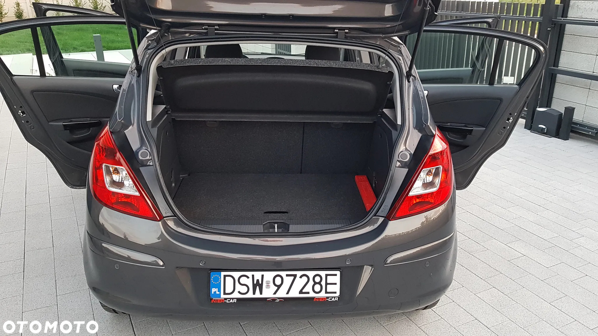Opel Corsa 1.2 16V Color Edition - 11