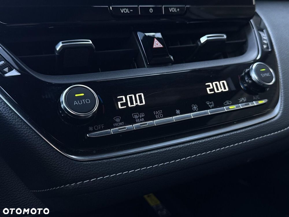 Toyota Corolla 1.8 Hybrid Style - 24