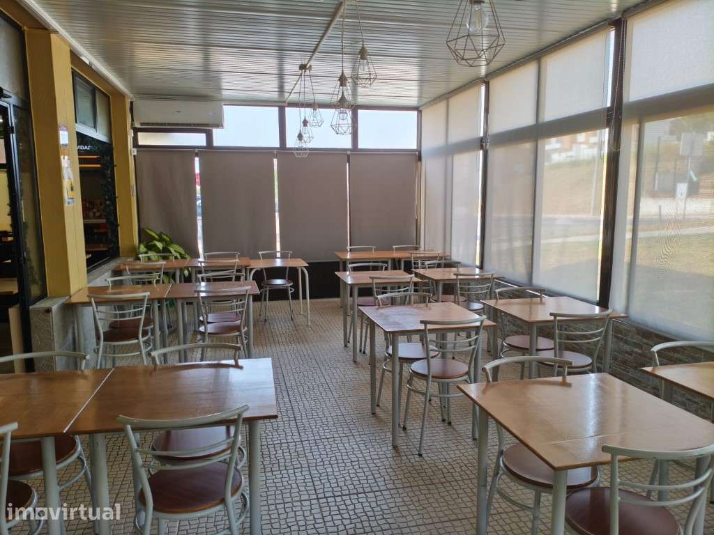 Trespasse/Cedência de Quotas - Café/Restaurante de Prestígio na Aza... - Grande imagem: 4/25