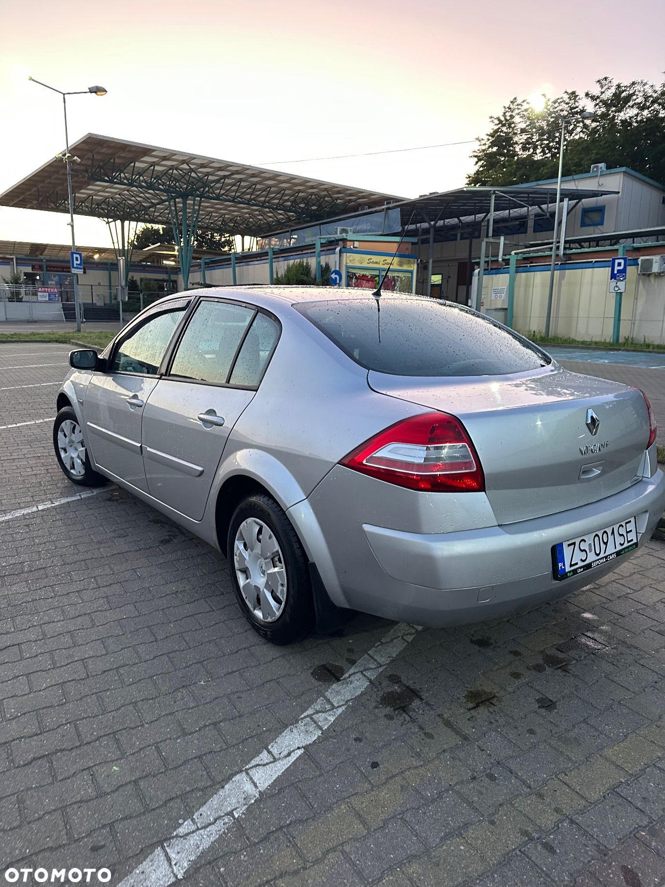 Renault Megane 1.6 16V Dynamique - 1
