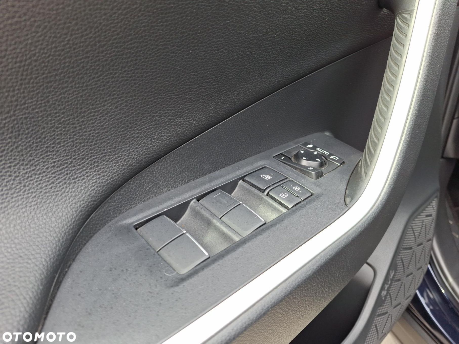 Toyota RAV4 2.0 Comfort 4x2 MS - 13
